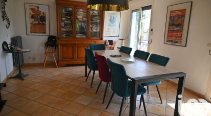 House 8 rooms of 162 m² in Espira-de-l'Agly (66600)