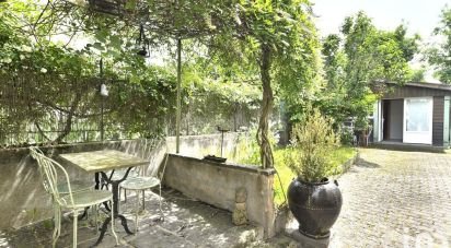 House 7 rooms of 199 m² in Riom (63200)