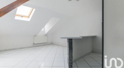 Appartement 3 pièces de 45 m² à Rombas (57120)