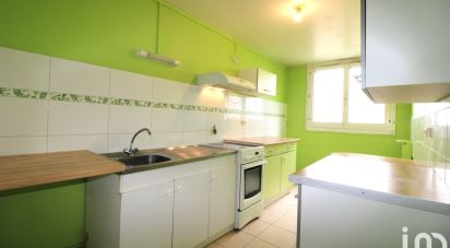 Appartement 2 pièces de 48 m² à Combs-la-Ville (77380)