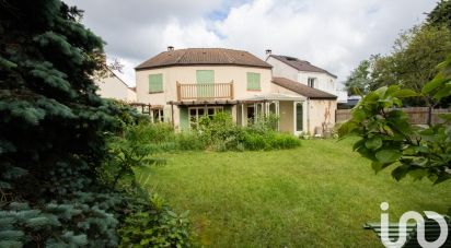 House 5 rooms of 98 m² in Guyancourt (78280)