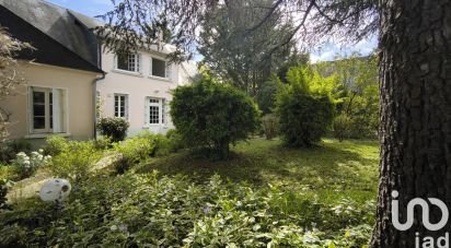 Mansion 9 rooms of 233 m² in Allonnes (72700)