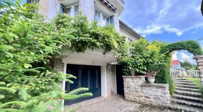 House 4 rooms of 87 m² in Gretz-Armainvilliers (77220)