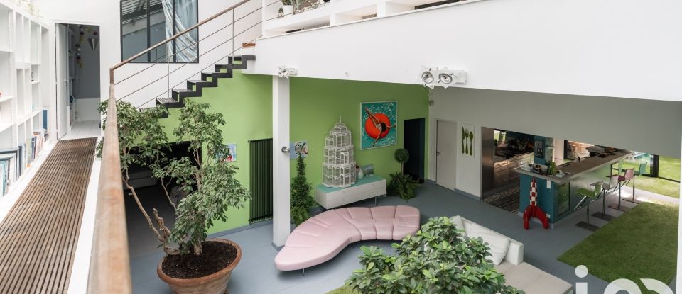 Apartment 12 rooms of 347 m² in Nanterre (92000)
