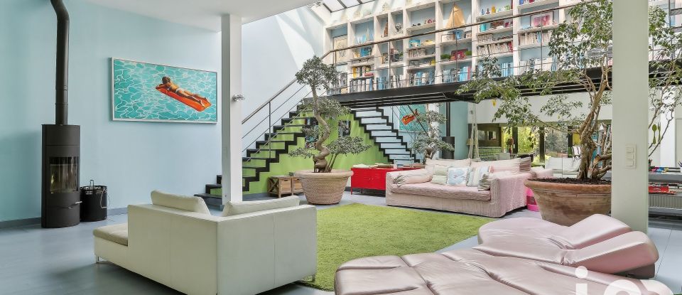 Apartment 12 rooms of 347 m² in Nanterre (92000)