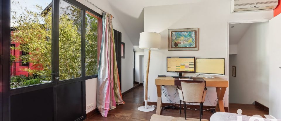 Apartment 12 rooms of 347 m² in Nanterre (92000)