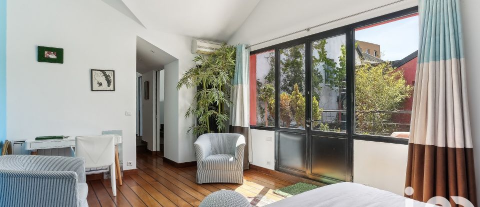 Apartment 12 rooms of 347 m² in Nanterre (92000)