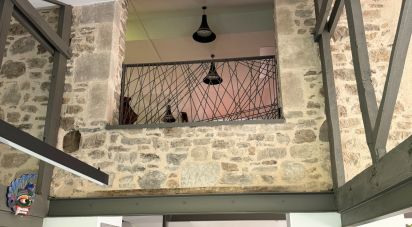 House 5 rooms of 251 m² in Figeac (46100)