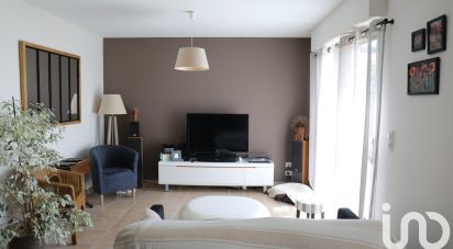 House 4 rooms of 101 m² in Amuré (79210)