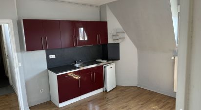 Apartment 2 rooms of 31 m² in Amiens (80000)