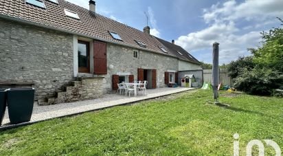 Longere 5 rooms of 140 m² in Rully (60810)
