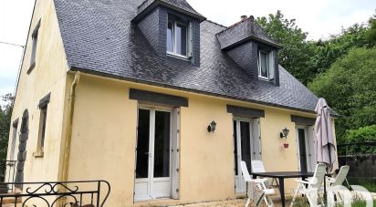 House 6 rooms of 110 m² in Plévin (22340)