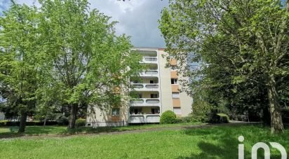 Apartment 3 rooms of 76 m² in Chartres (28000)