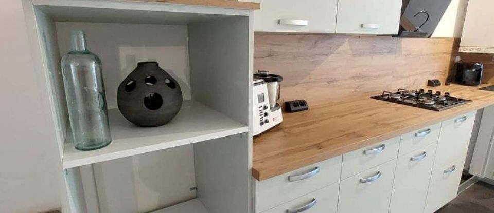 Apartment 3 rooms of 76 m² in Tarbes (65000)