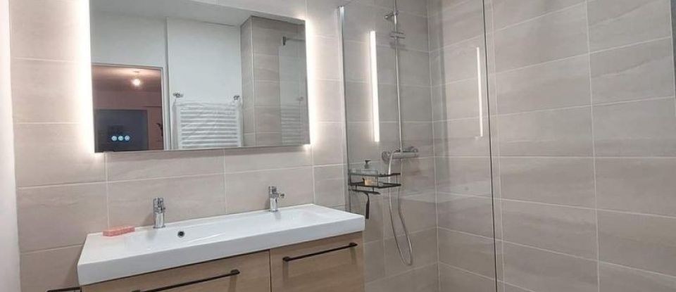 Apartment 3 rooms of 76 m² in Tarbes (65000)