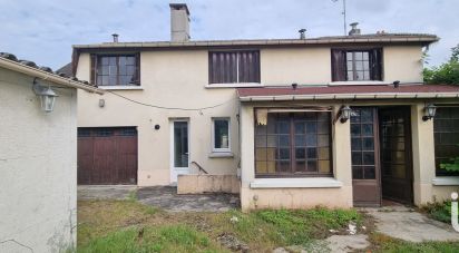 Village house 8 rooms of 204 m² in Cepoy (45120)