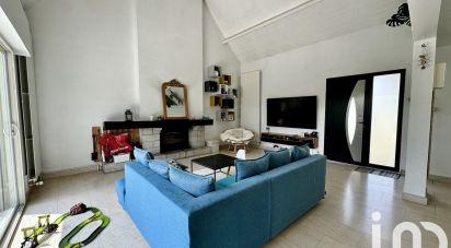 Architectural house 7 rooms of 250 m² in Cinqueux (60940)