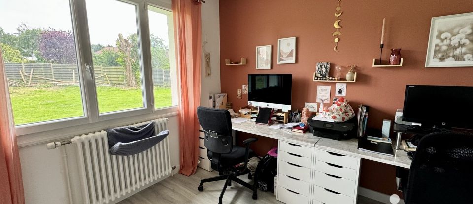 Architectural house 7 rooms of 250 m² in Cinqueux (60940)
