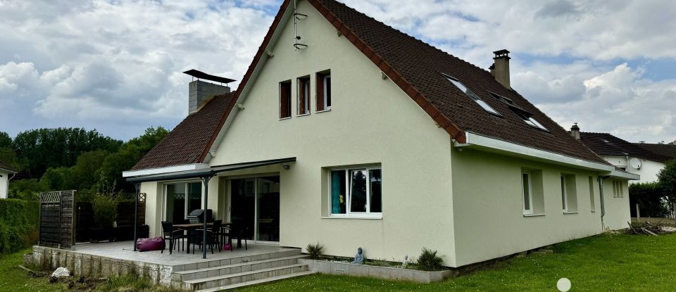 Architectural house 7 rooms of 250 m² in Cinqueux (60940)