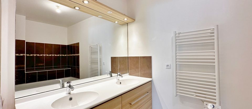 Apartment 4 rooms of 87 m² in Fresnes (94260)