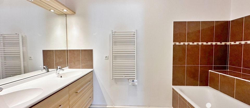 Apartment 4 rooms of 87 m² in Fresnes (94260)