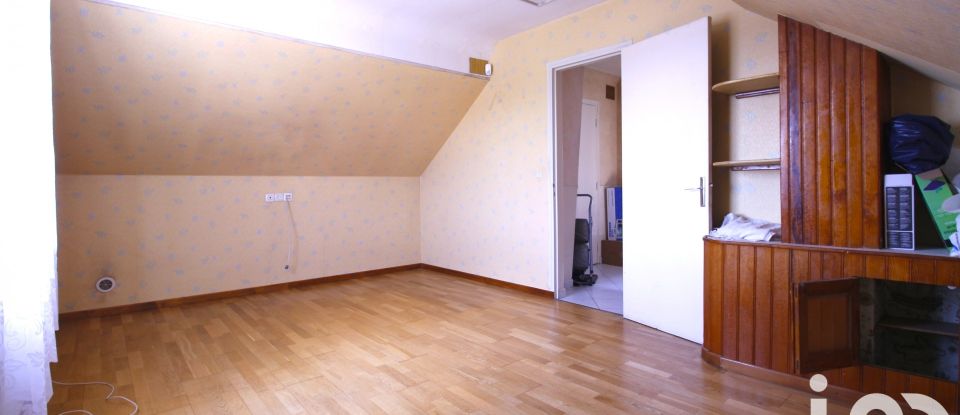 Traditional house 5 rooms of 95 m² in Château-Thierry (02400)