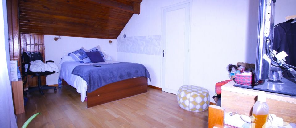 Traditional house 5 rooms of 95 m² in Château-Thierry (02400)