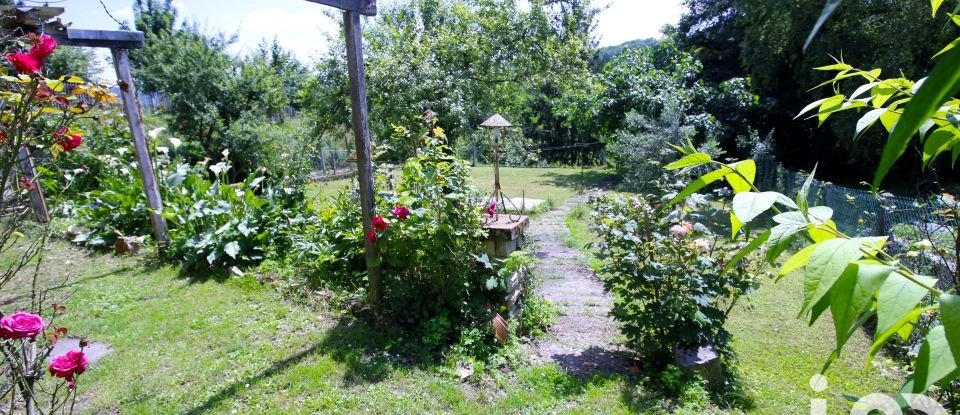 Traditional house 5 rooms of 95 m² in Château-Thierry (02400)