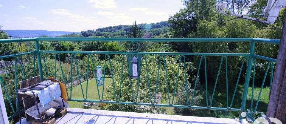 Traditional house 5 rooms of 95 m² in Château-Thierry (02400)