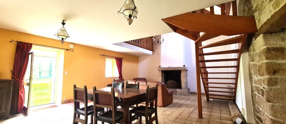 Maison rustique 11 pièces de 252 m² à Langonnet (56630)