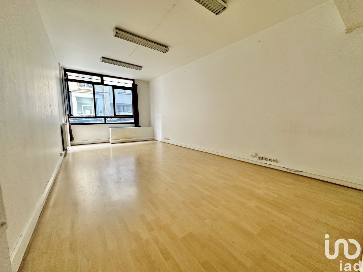 Local d'activités PARIS 37 1547802
