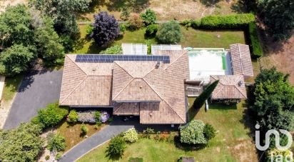 Demeure 8 pièces de 267 m² à Montpon-Ménestérol (24700)