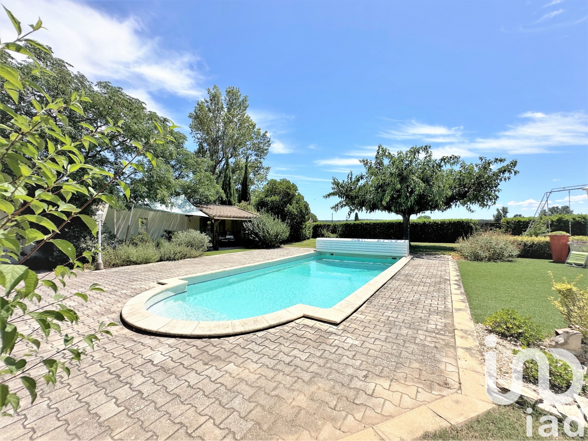 Maison 6 Saint-Quentin-la-Poterie 172 1569259