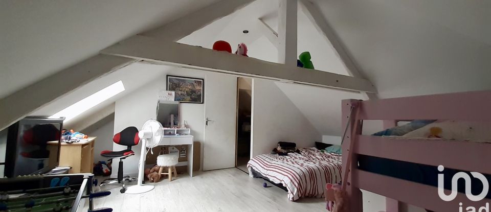 Maison 4 pièces de 75 m² à Saint-Pierre-en-Auge (14170)