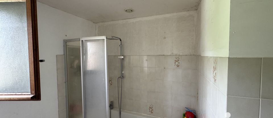 Traditional house 4 rooms of 84 m² in Latronquière (46210)