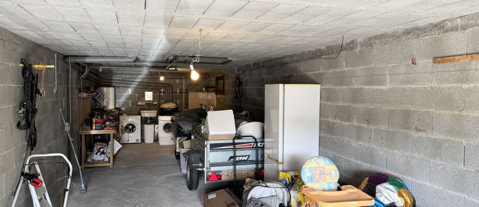 Traditional house 4 rooms of 84 m² in Latronquière (46210)