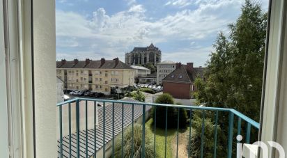 Apartment 3 rooms of 56 m² in Beauvais (60000)