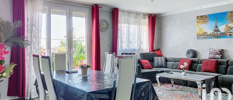 Apartment 4 rooms of 86 m² in Dreux (28100)