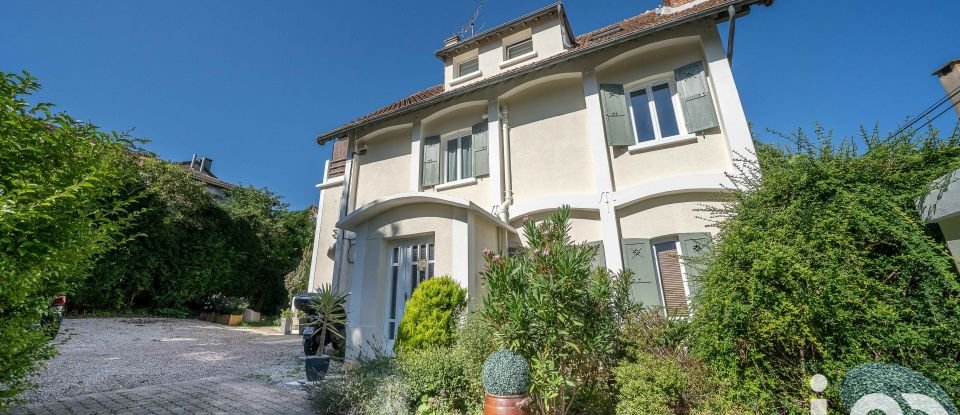 Apartment 4 rooms of 83 m² in Meudon (92190)