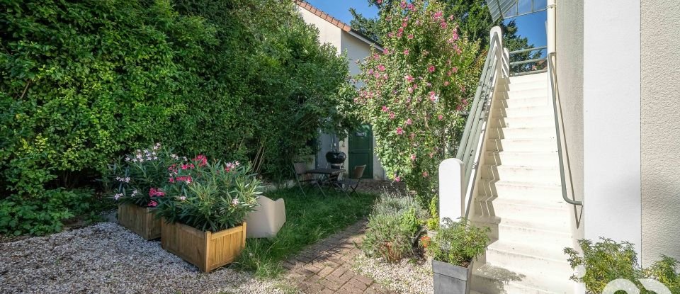 Apartment 4 rooms of 83 m² in Meudon (92190)