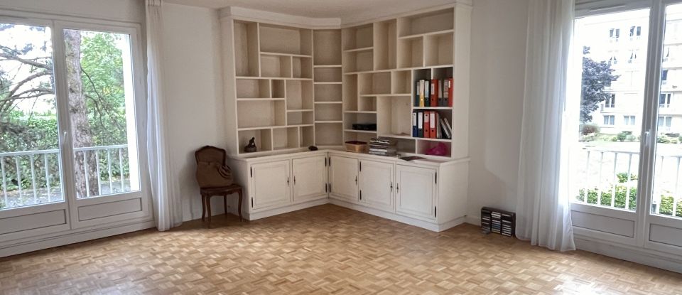 Apartment 3 rooms of 73 m² in Compiègne (60200)