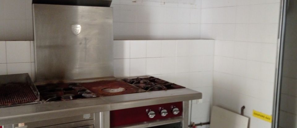Apartment 5 rooms of 468 m² in La Chaize-le-Vicomte (85310)