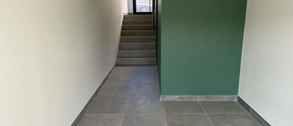 Apartment 3 rooms of 70 m² in Sorbiers (42290)