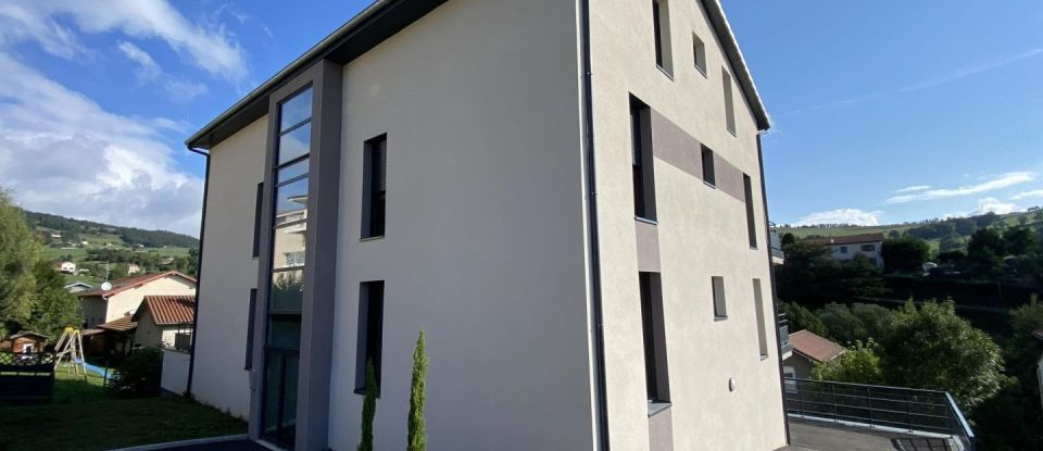 Apartment 3 rooms of 70 m² in Sorbiers (42290)