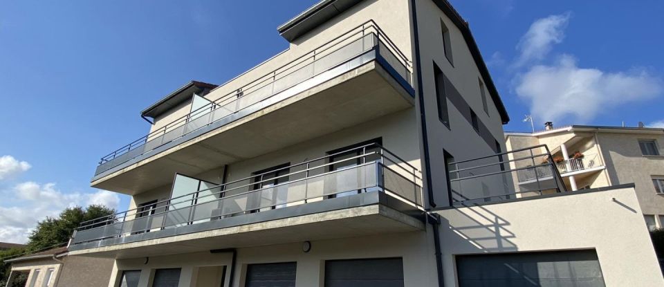 Apartment 3 rooms of 70 m² in Sorbiers (42290)