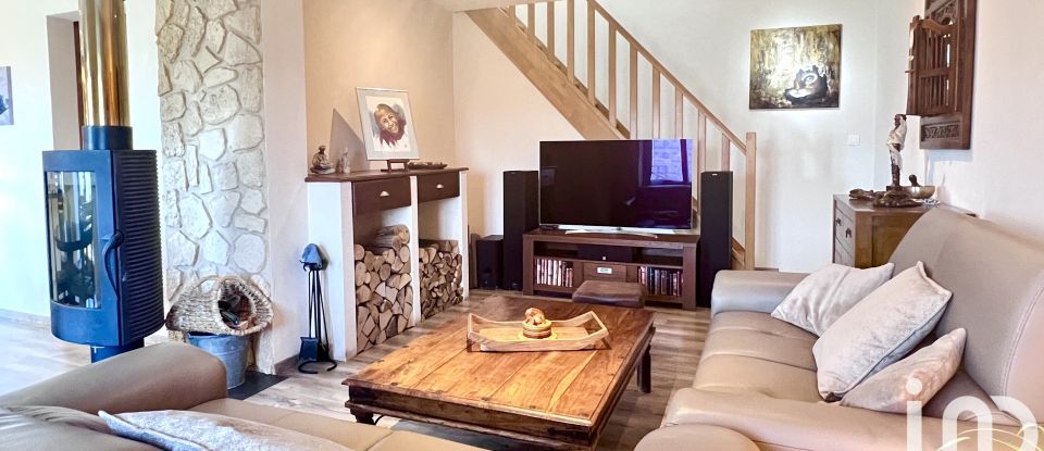 Country home 5 rooms of 130 m² in Bassy (74910)
