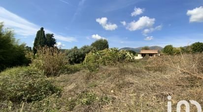 Land of 1,632 m² in Vence (06140)