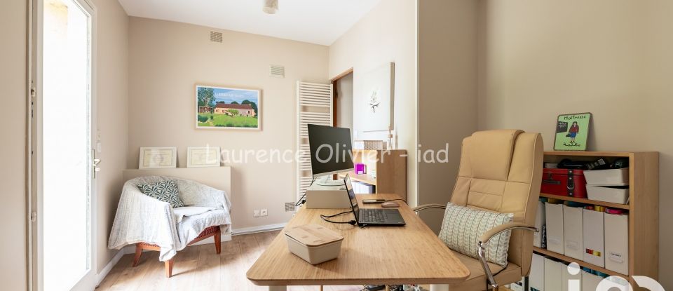 Maison 8 pièces de 183 m² à Saint-Maur-des-Fossés (94210)