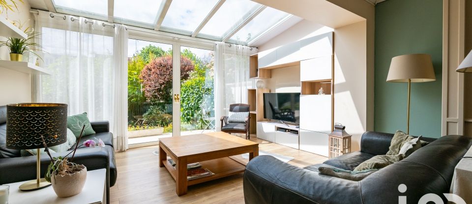Maison 8 pièces de 183 m² à Saint-Maur-des-Fossés (94210)