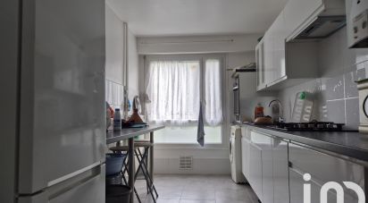 Apartment 3 rooms of 71 m² in Evry-Courcouronnes (91000)